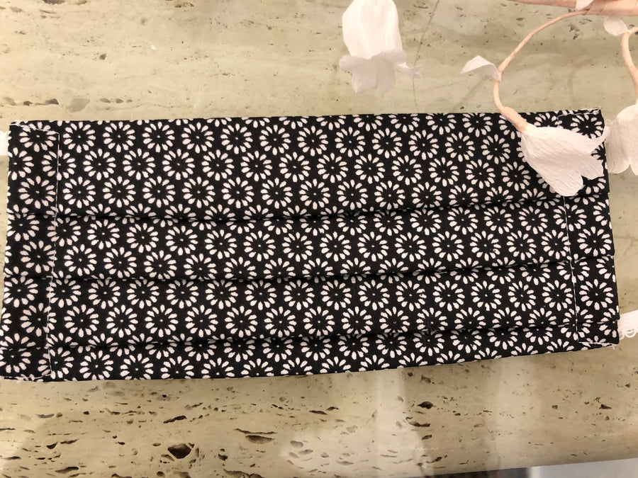 Cotton print black and white face mask